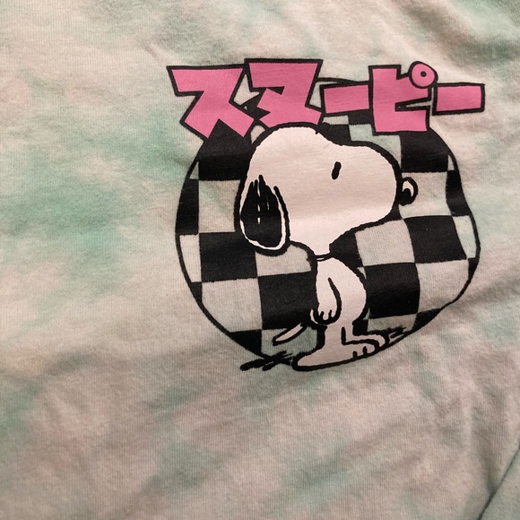 Tie-dyed Snoopy shirt with Japanese lettering - Picture 3 of 6